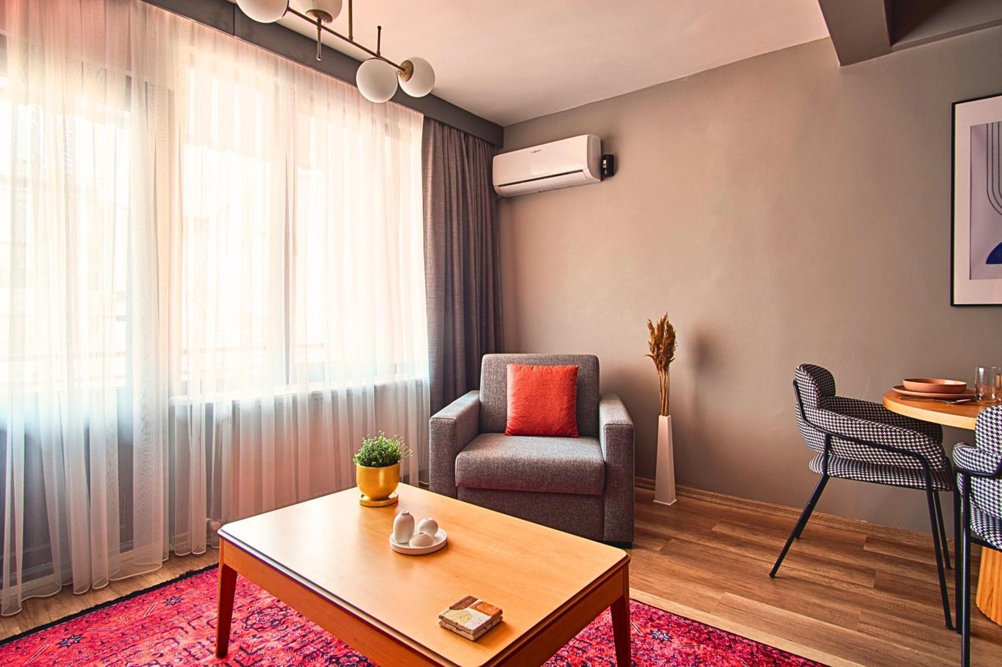 Taks-Inn Suites Istanbul Ngoại thất bức ảnh