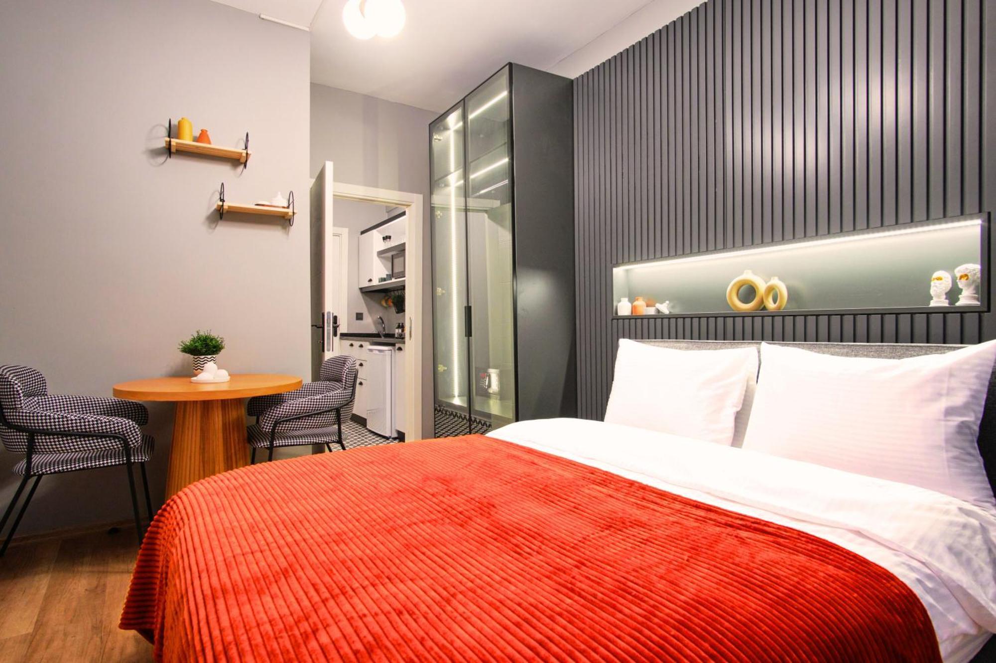 Taks-Inn Suites Istanbul Ngoại thất bức ảnh