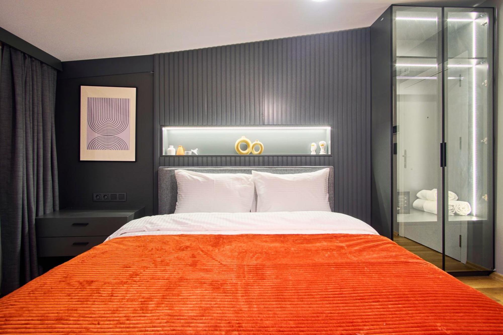 Taks-Inn Suites Istanbul Ngoại thất bức ảnh